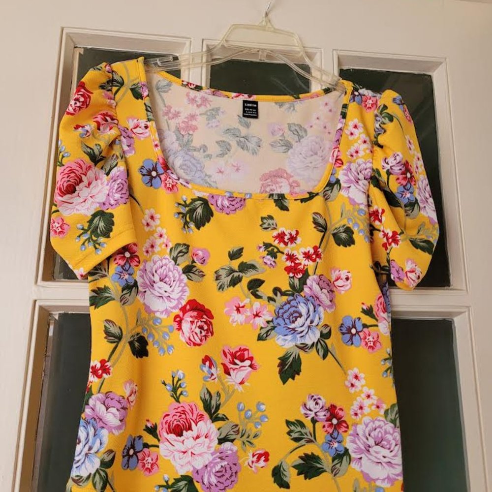 SHEIN bright yellow shorted sleeve top